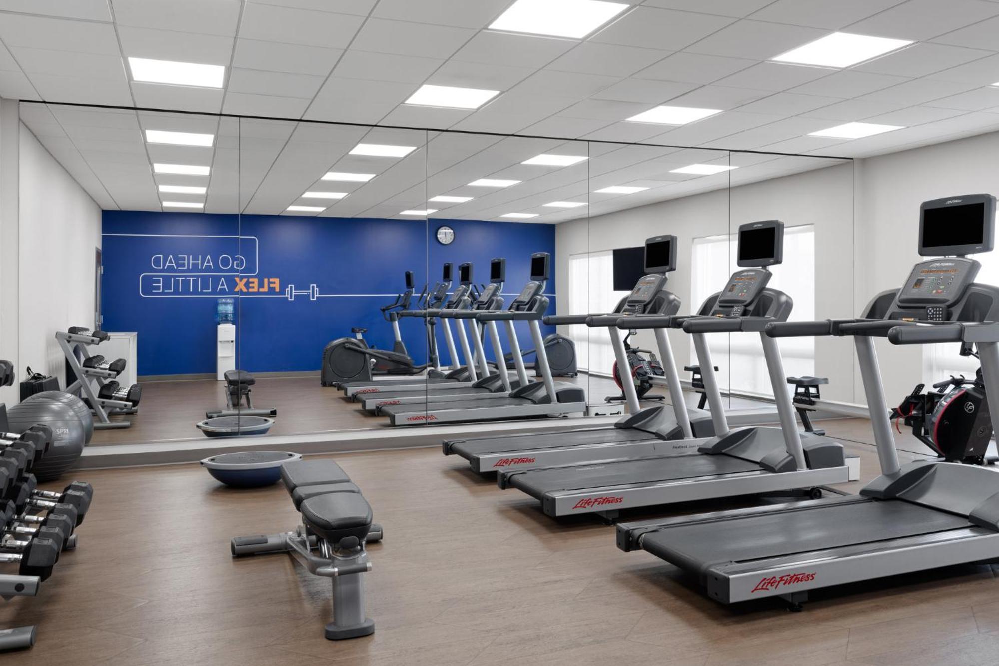 Holiday Inn Express & Suites West Memphis By Ihg Εξωτερικό φωτογραφία